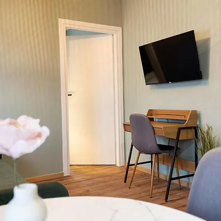 Raspberry With Balcony #self Check-in Апартаменты